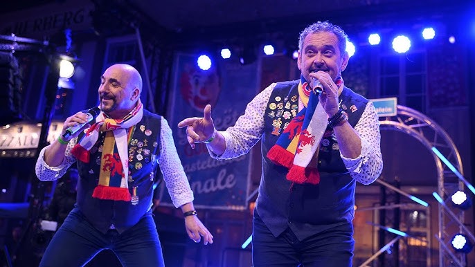 Spik en Span live op het podium