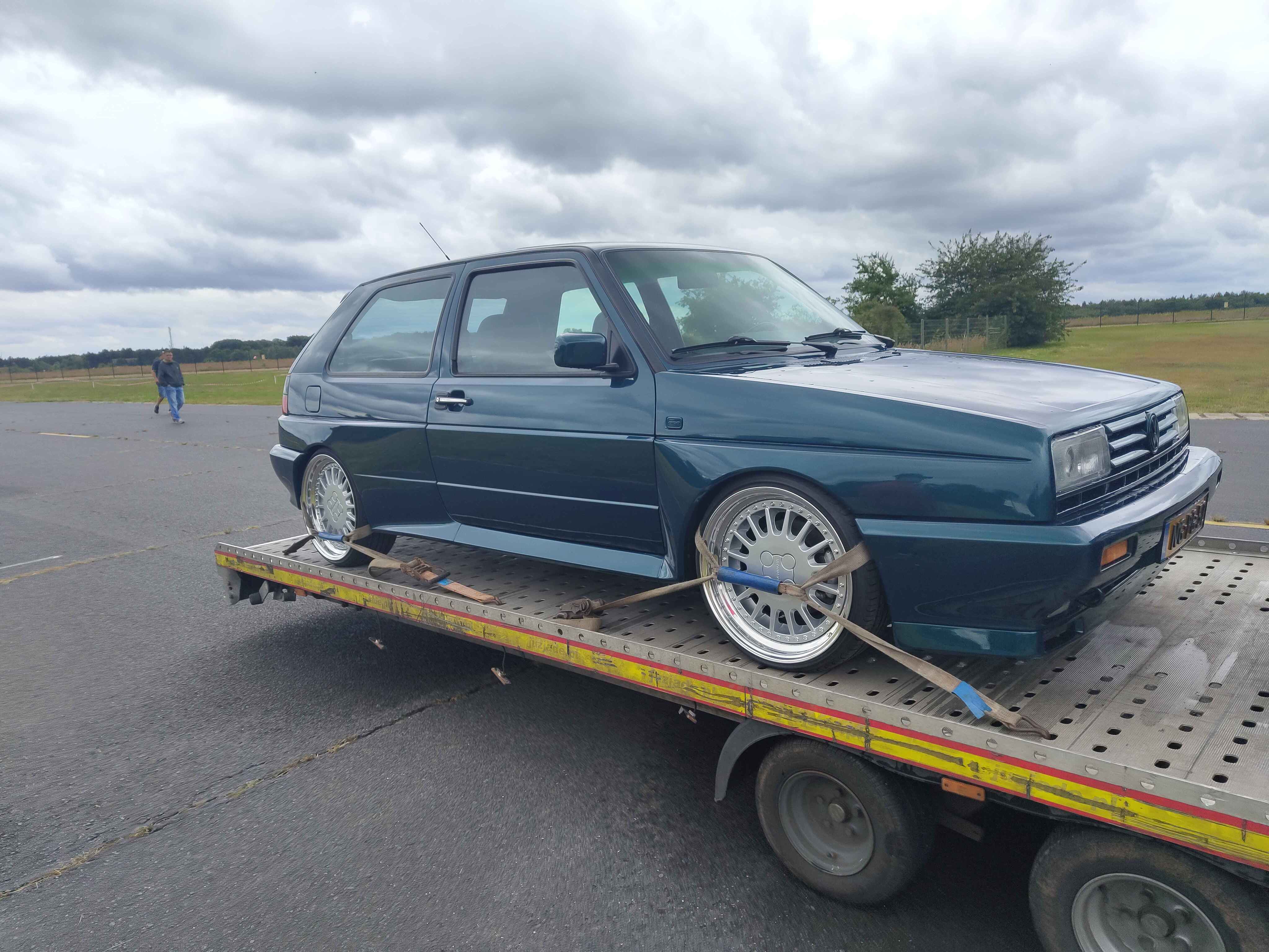 a car image is supposed to be here