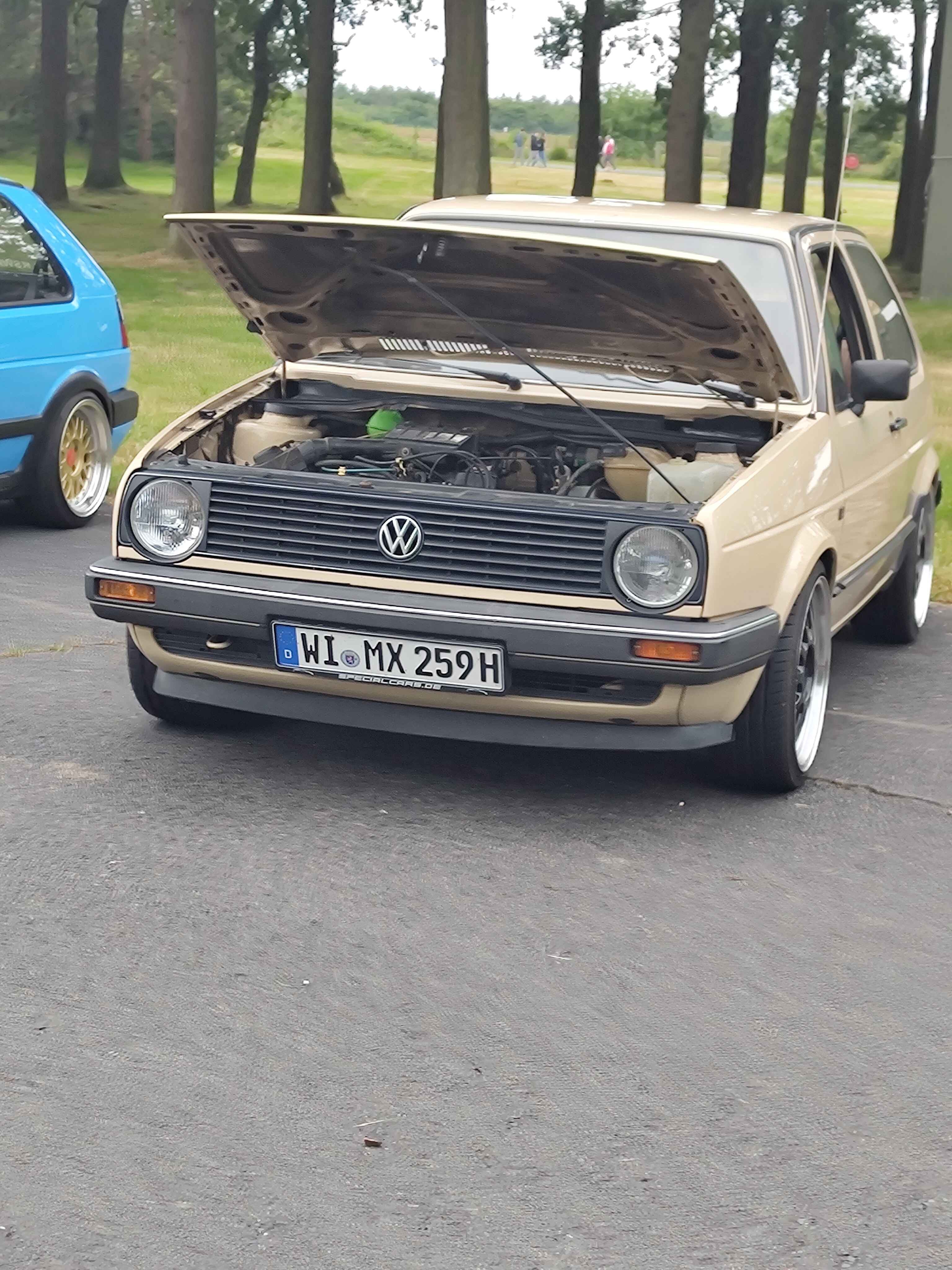 a car immage is supposed to be here