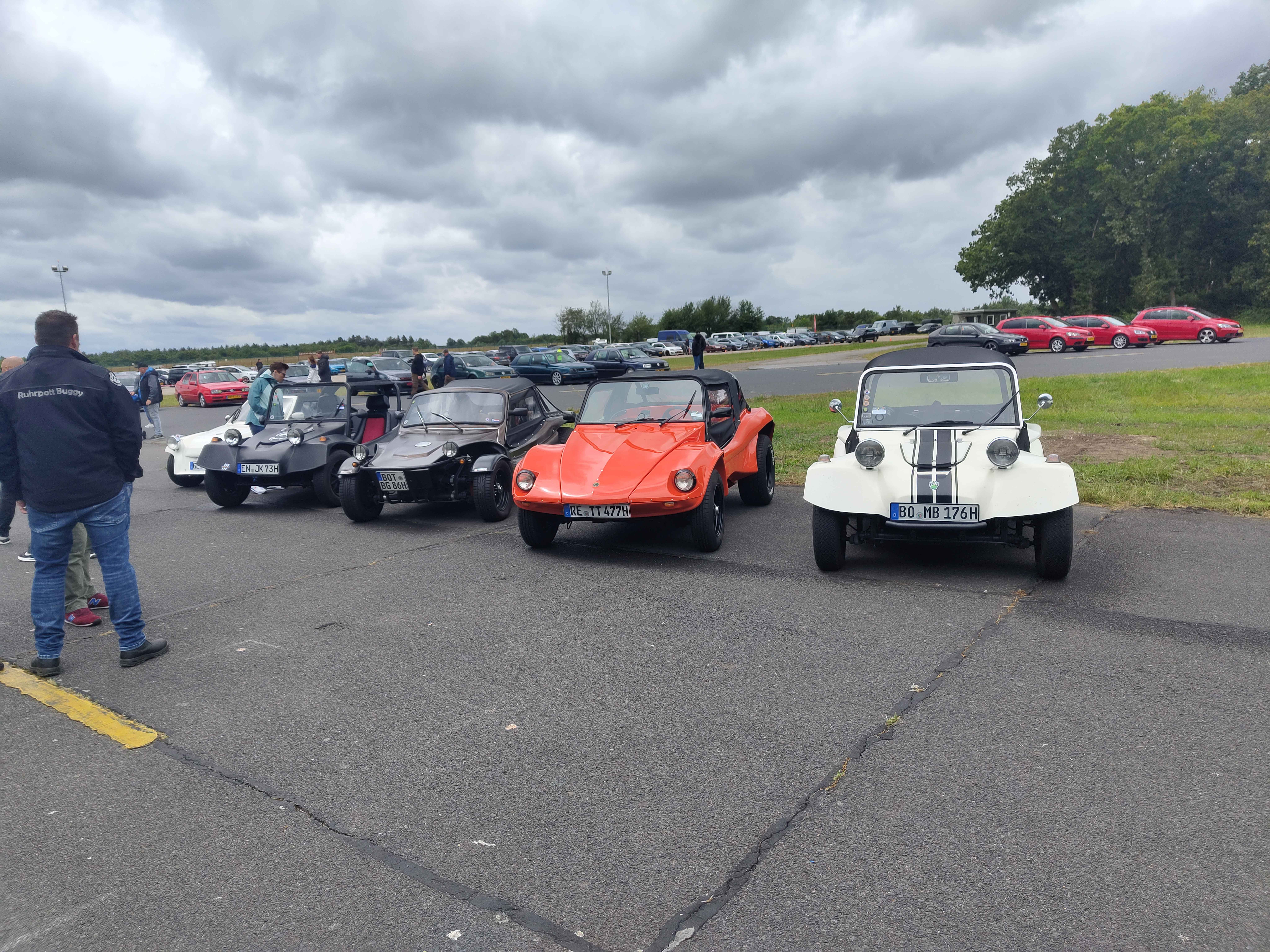 a car image is supposed to be here