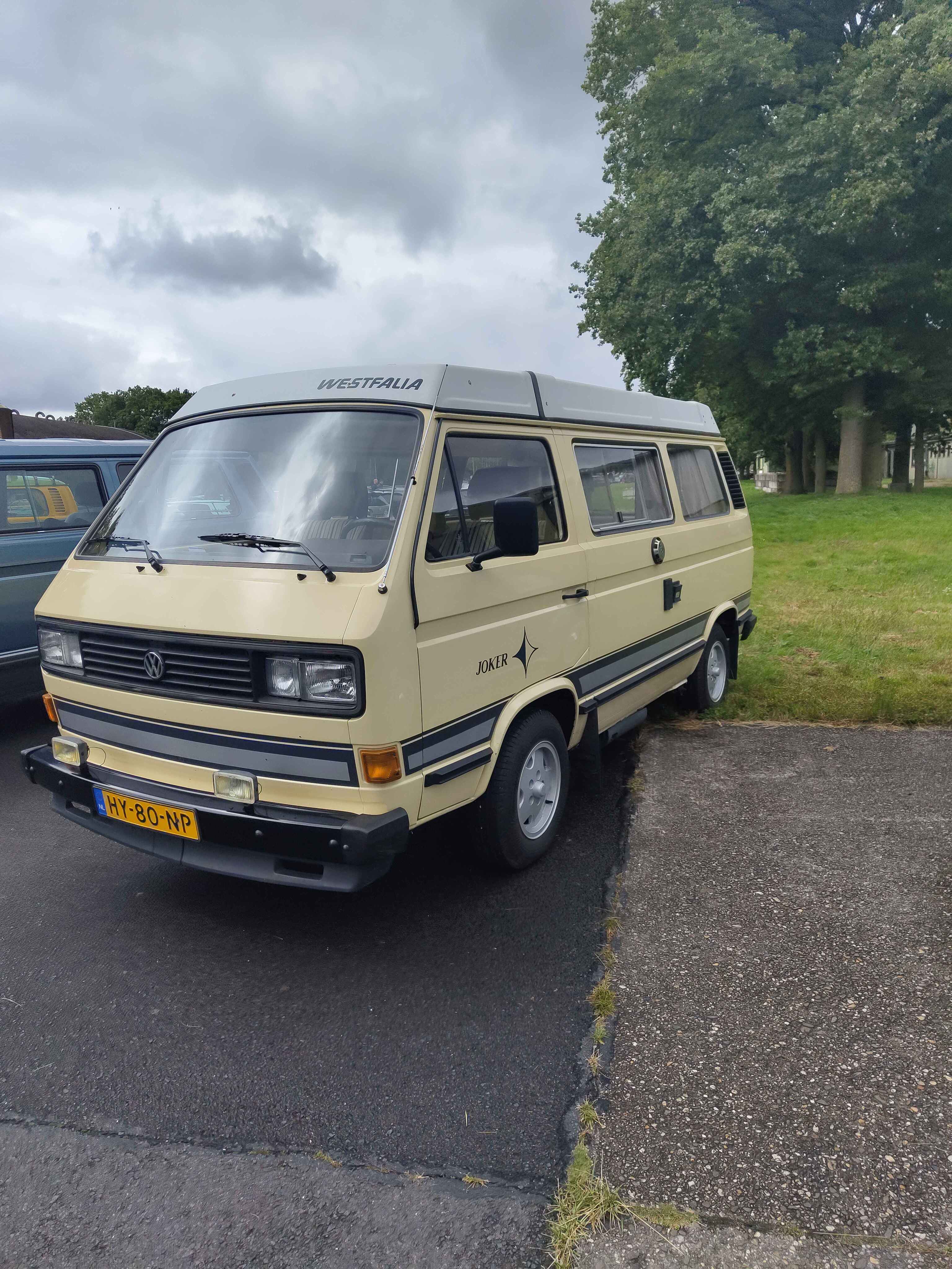 a car image is supposed to be here